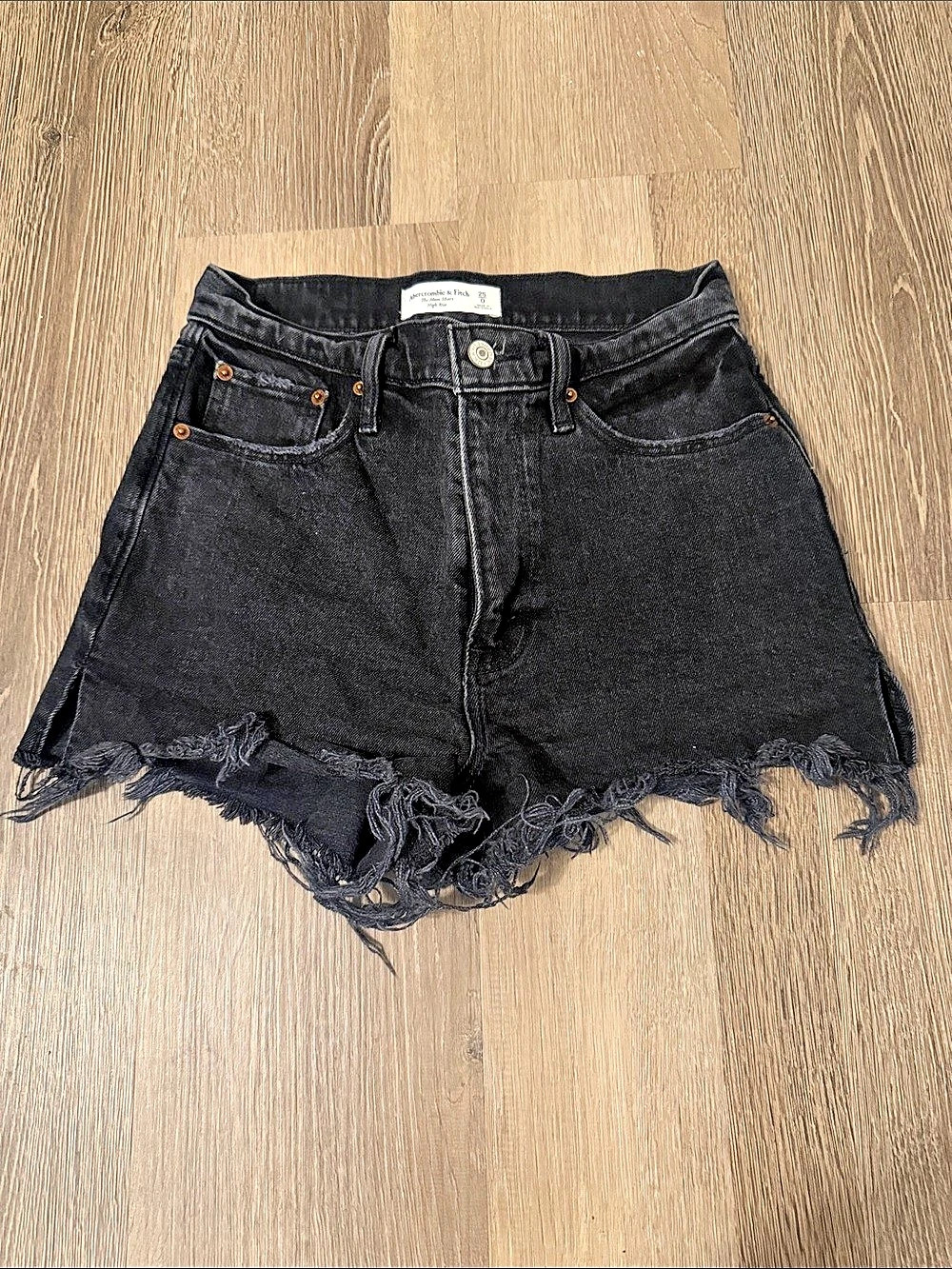 Abercrombie & Fitch The Mom Short High Rise Black Jean Shorts Waist 25
